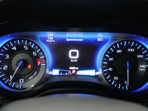 Used 2018 Chrysler 300 S w/ 300S Premium Group image 17