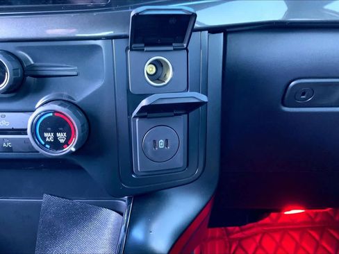 Used 2025 Ford F150 STX w/ Equipment Group 200A image 31