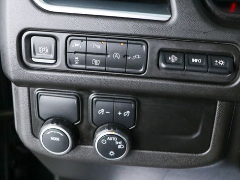 Used 2022 Chevrolet Tahoe Premier RWD image 24