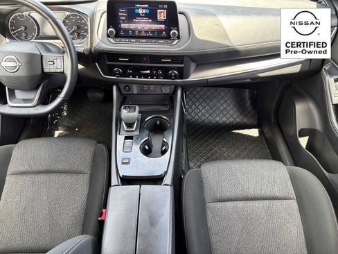 Certified 2025 Nissan Rogue SV FWD image 14