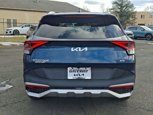 Certified 2023 Kia Sportage EX image 5