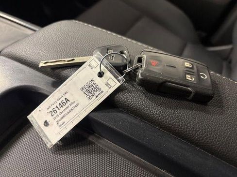 Used 2018 Chevrolet Silverado 1500 LT w/ All Star Edition image 4