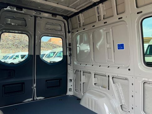 New 2026 Mercedes-Benz Sprinter 2500 image 19