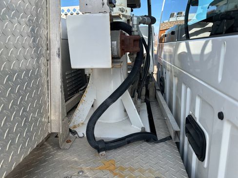 Used 2012 Ford F450 XL image 37