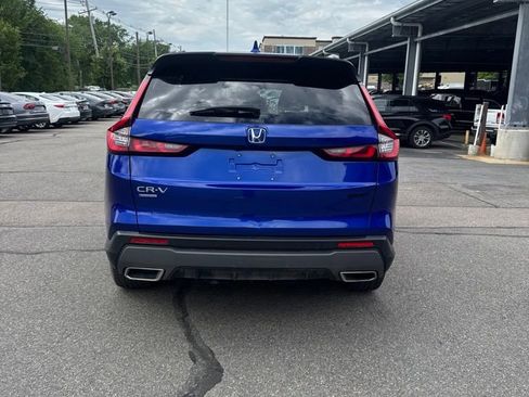 Used 2025 Honda CR-V Sport image 3