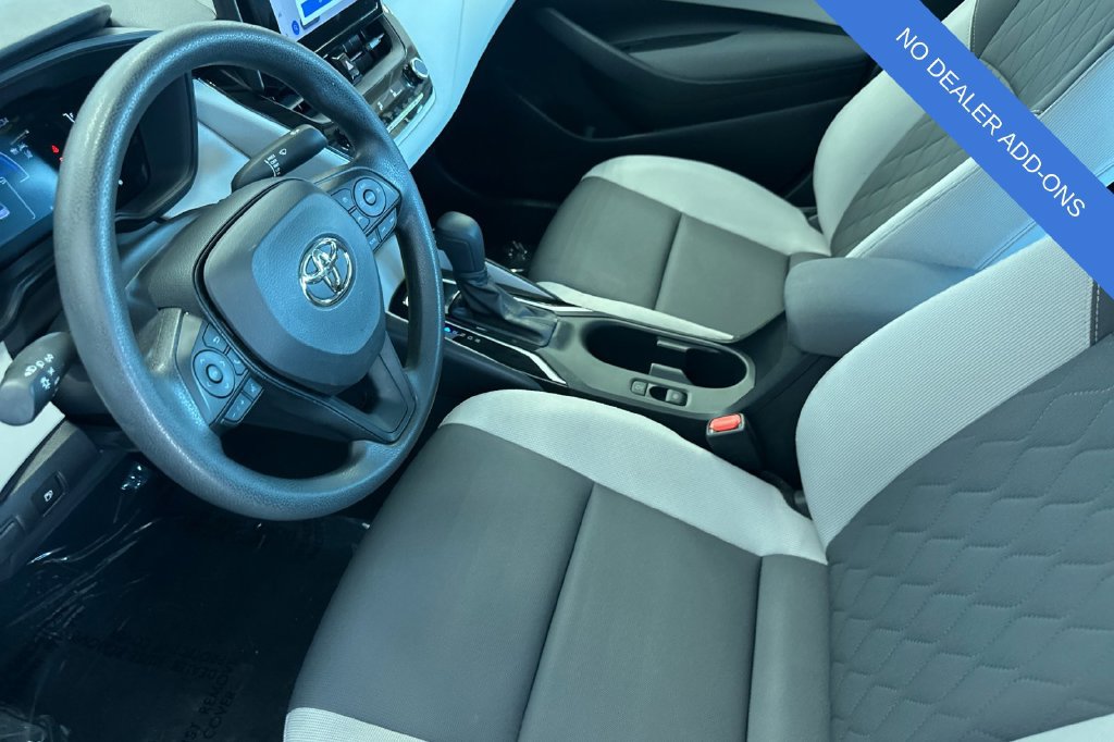 Used 2026 Toyota Corolla LE w/ Carpet Mat Package (TMS) FWD image 10
