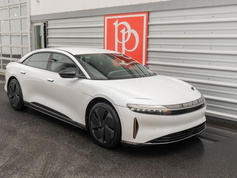 Used 2024 Lucid Air Touring AWD/4WD image 40