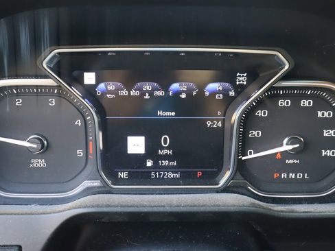 Used 2021 GMC Sierra 2500 AT4 w/ AT4 Premium Plus Package AWD/4WD image 10