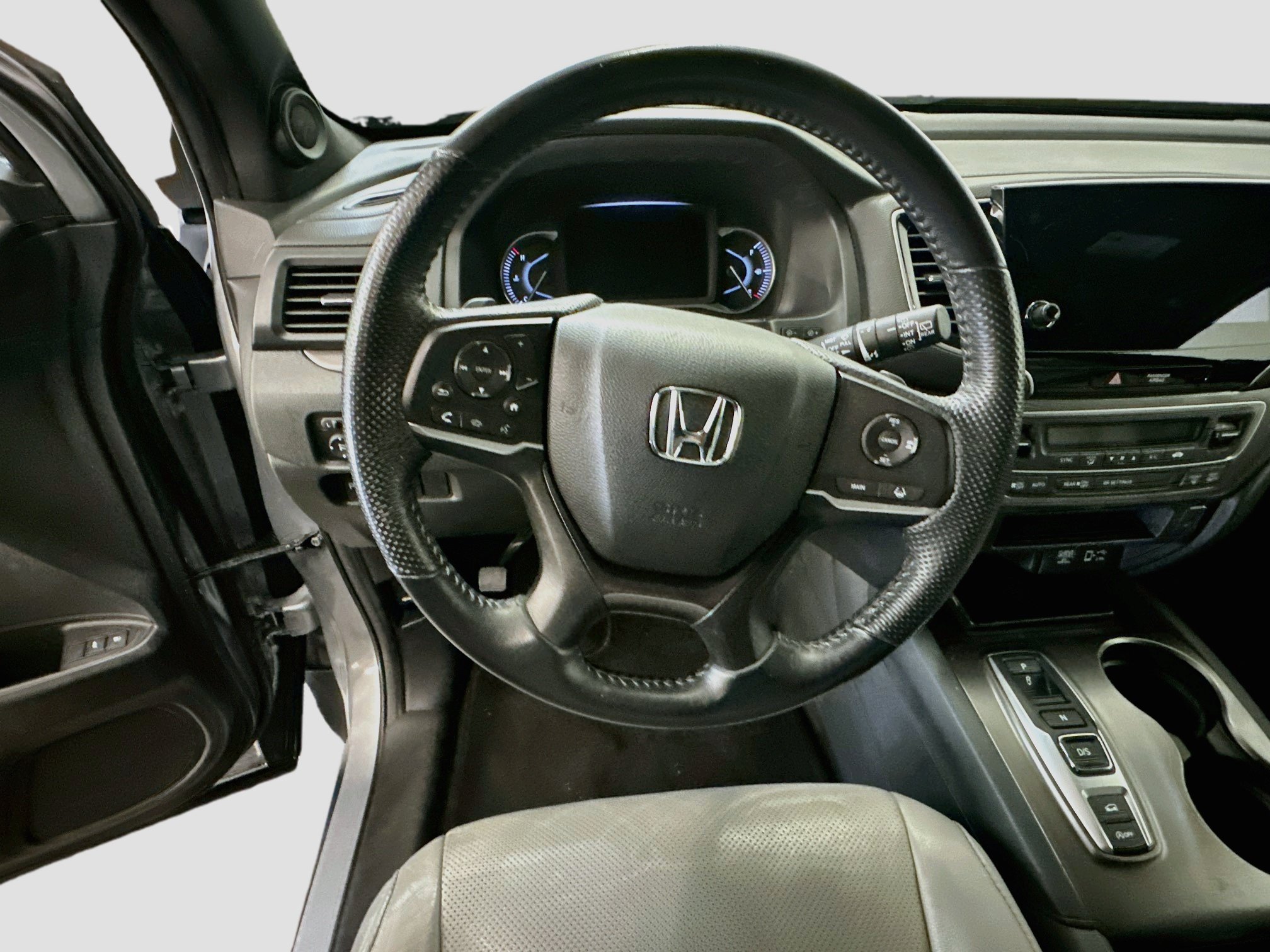 Used 2023 Honda Passport EX-L image 18