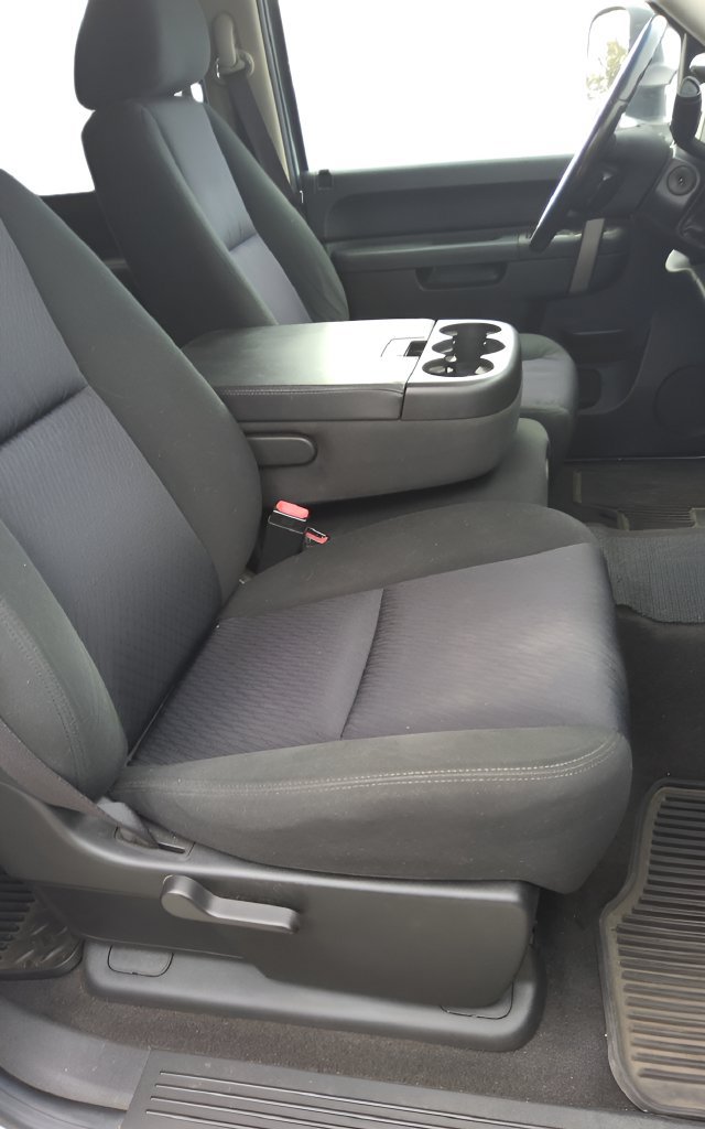 Used 2010 Chevrolet Silverado 2500 LT w/ Interior Plus Package AWD/4WD image 32