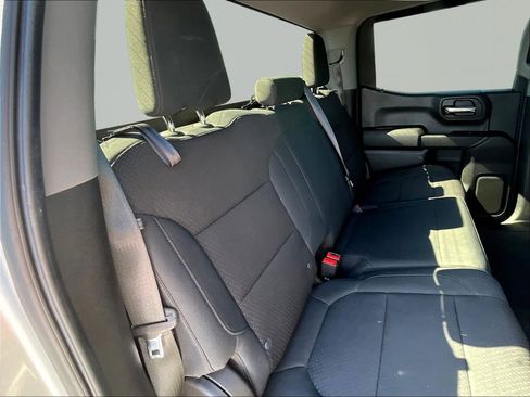 Used 2020 Chevrolet Silverado 1500 Custom w/ Custom Value Package AWD/4WD image 25