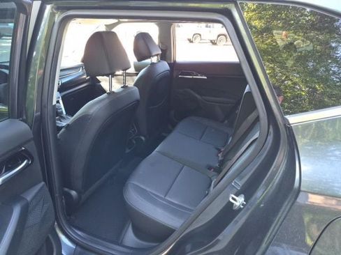 Used 2022 Kia Seltos EX AWD/4WD image 15