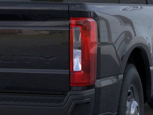 New 2026 Ford F250 XL image 21