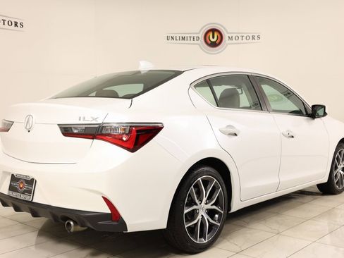 Used 2022 Acura ILX w/ Premium Package image 3