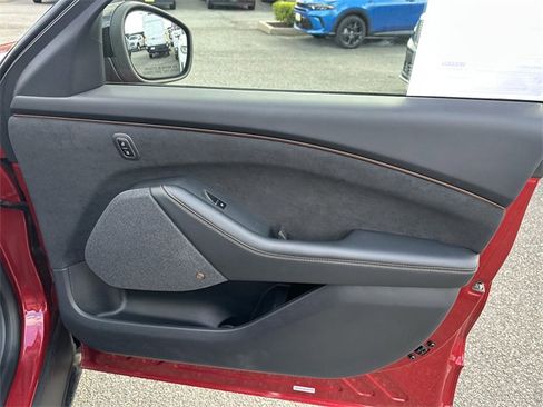 Certified 2023 Ford Mustang Mach-E GT image 34