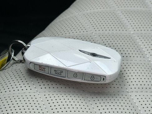 Used 2024 Genesis G70 3.3T Advanced w/ Sport Prestige Package image 37