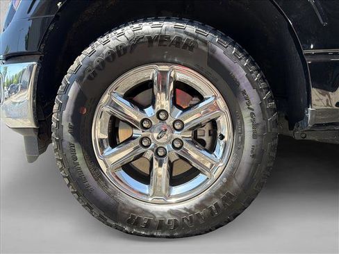 Used 2025 Ford F150 XLT w/ Equipment Group 301A Standard AWD/4WD image 9