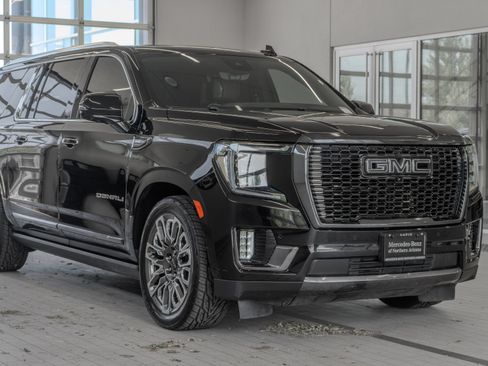 Used 2024 GMC Yukon XL Denali Ultimate AWD/4WD image 21