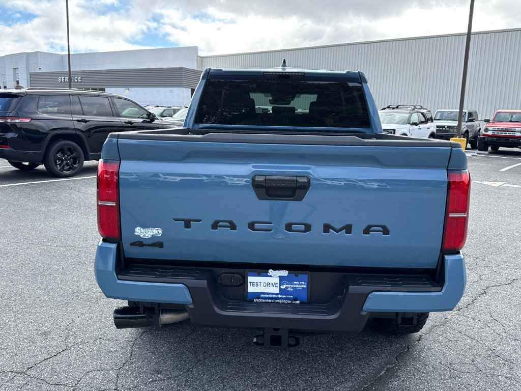 Used 2026 Toyota Tacoma TRD Off-Road AWD/4WD image 6