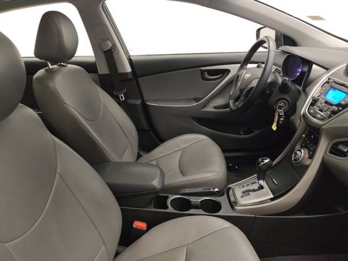 Used 2013 Hyundai Elantra Limited image 21