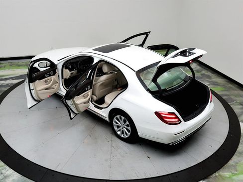 Used 2017 Mercedes-Benz E 300 E300 image 40