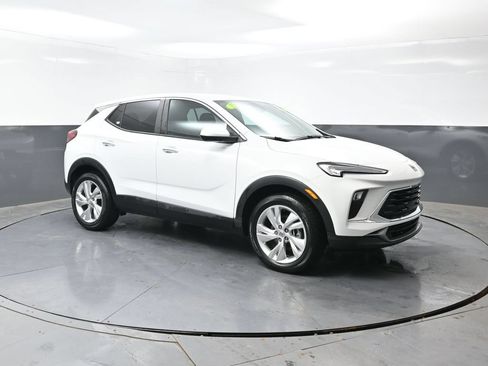 Used 2025 Buick Encore GX Preferred FWD image 6