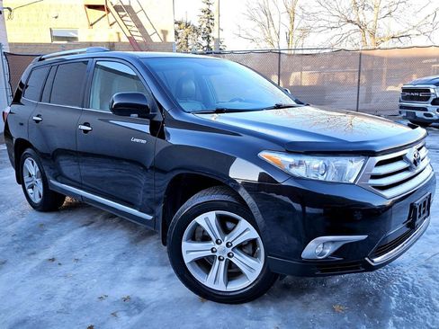 Used 2013 Toyota Highlander Limited image 1