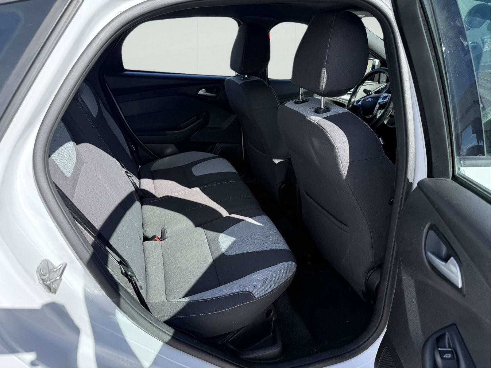 Used 2014 Ford Focus ST FWD image 13
