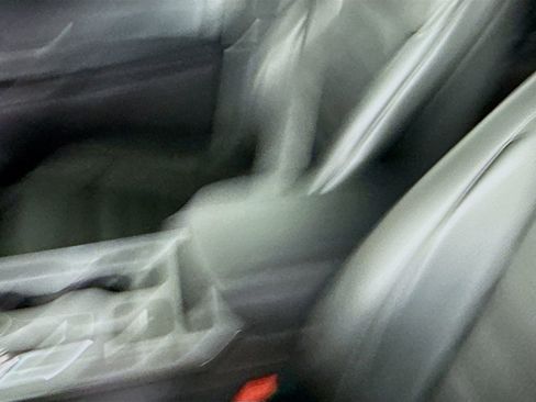 Used 2021 Ford Edge SEL image 31