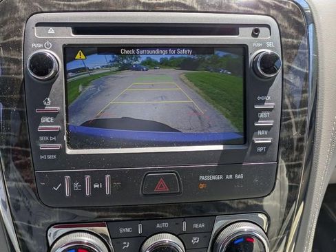 Used 2014 Buick Enclave Leather w/ Trailering Provision Package FWD image 23