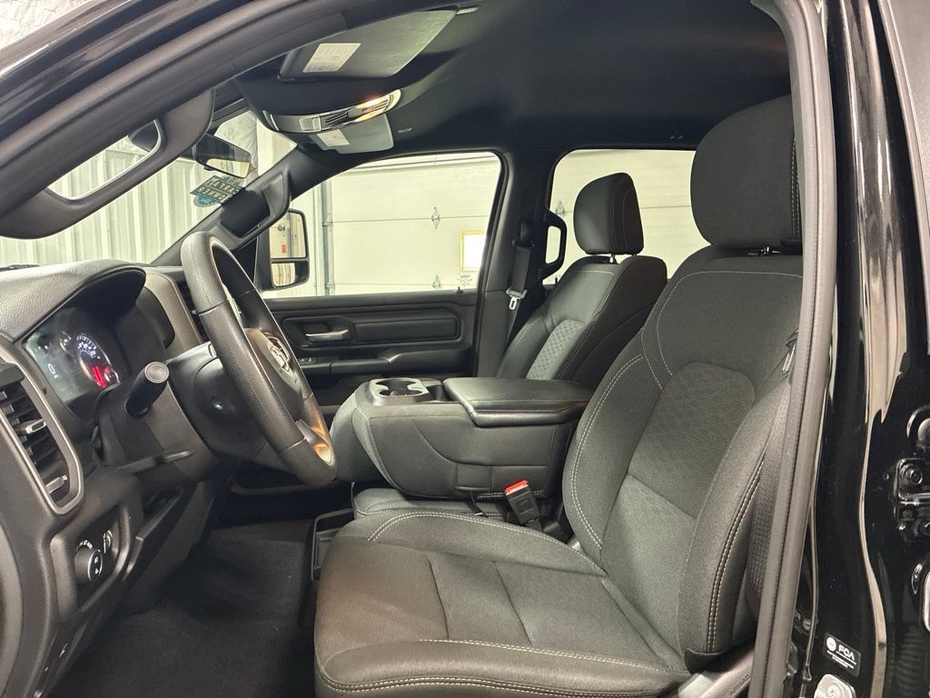 Used 2026 RAM 1500 Tradesman w/ Off Road Group AWD/4WD image 4