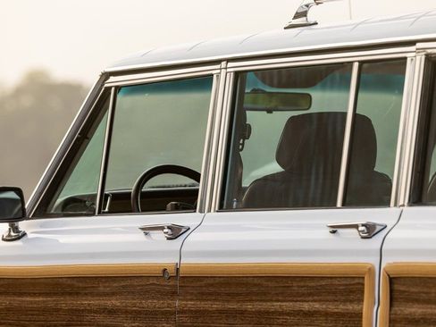 Used 1989 Jeep Grand Wagoneer AWD/4WD image 76