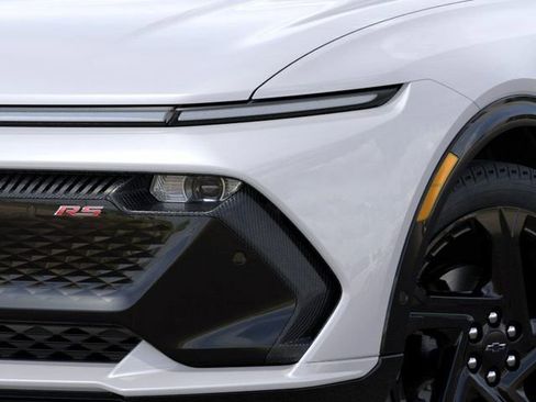 New 2025 Chevrolet Equinox EV RS image 10