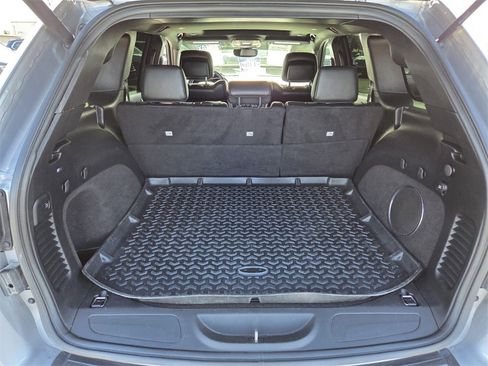 Used 2019 Jeep Grand Cherokee Altitude image 20