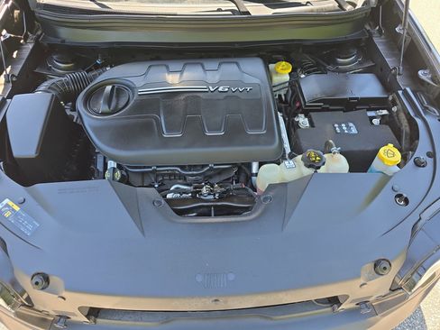 Used 2019 Jeep Cherokee Trailhawk w/ Comfort/Convenience Group image 33