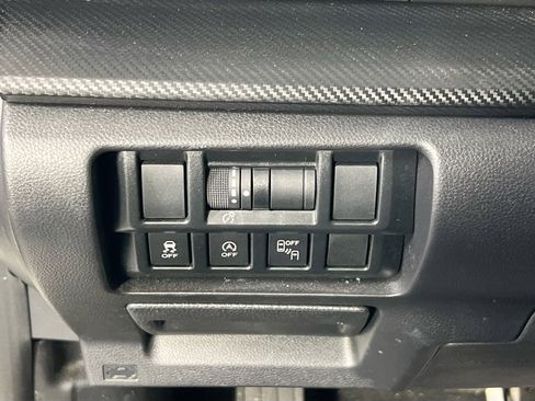 Used 2023 Subaru Crosstrek 2.0i Premium AWD/4WD image 10