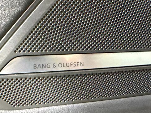 Used 2023 Audi A6 Premium Plus w/ Premium Plus Package image 20