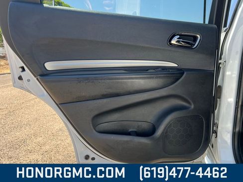 Used 2019 Dodge Durango GT image 19