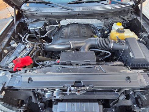 Used 2013 Ford F150 Lariat w/ Luxury Equipment Group image 28