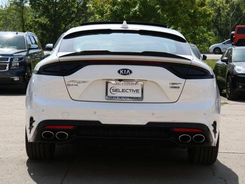 Used 2020 Kia Stinger GT2 AWD/4WD image 15