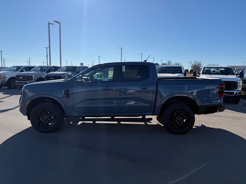 New 2025 Ford Ranger Lariat w/ FX4 Off-Road Package image 40