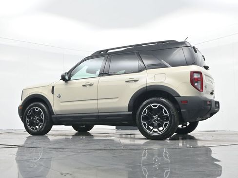 Used 2025 Ford Bronco Sport Outer Banks w/ Outer Banks Tech Package+ image 38