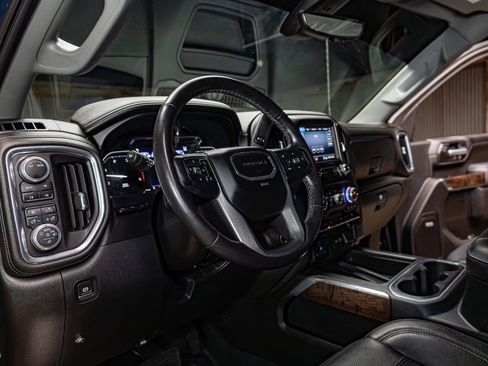 Used 2020 GMC Sierra 3500 Denali w/ Denali Ultimate Package image 14