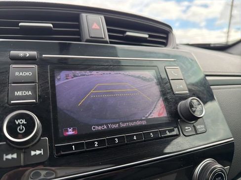 Used 2018 Honda CR-V LX image 19
