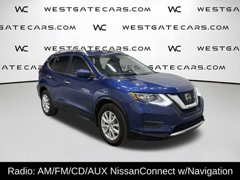 Used 2019 Nissan Rogue SV image 2