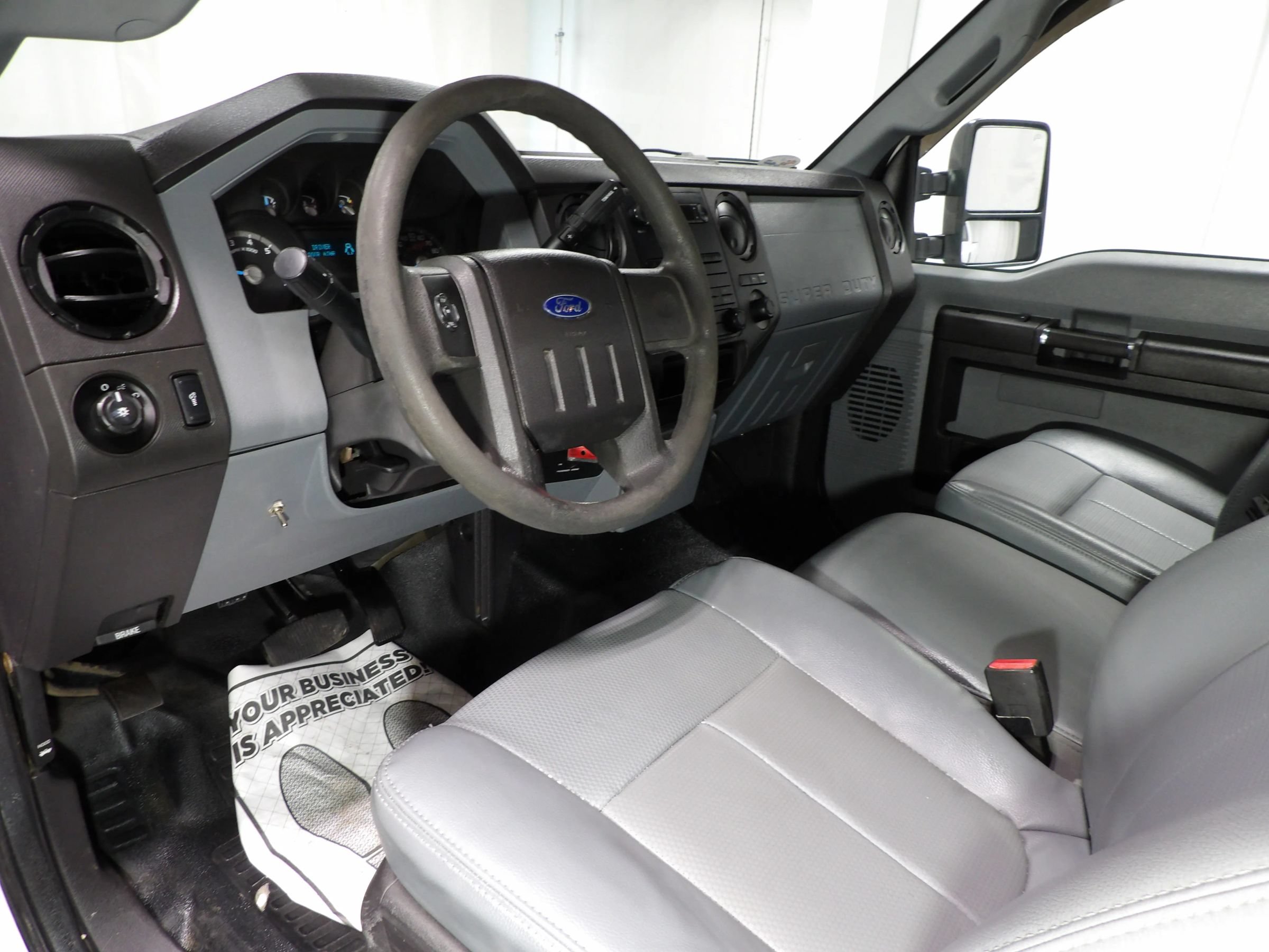 Used 2016 Ford F250 XL w/ Power Equipment Group RWD image 13
