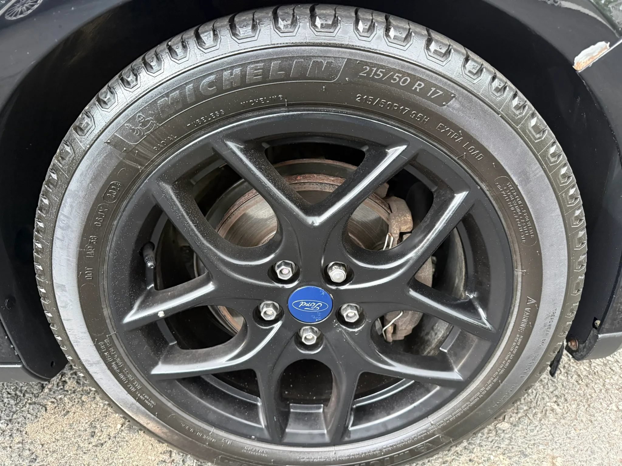 Used 2016 Ford Focus SE w/ Equipment Group 201A FWD image 12