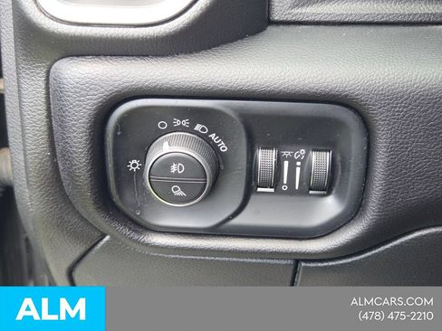 Used 2025 RAM 3500 Laramie AWD/4WD image 32