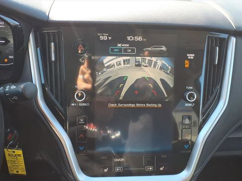 Used 2020 Subaru Outback Premium image 11