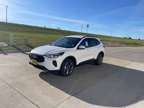 New 2025 Ford Escape ST-Line Select w/ Tech Pack #2 image 7